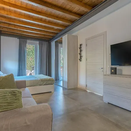 Suite Home Ferrara Casa de hóspedes