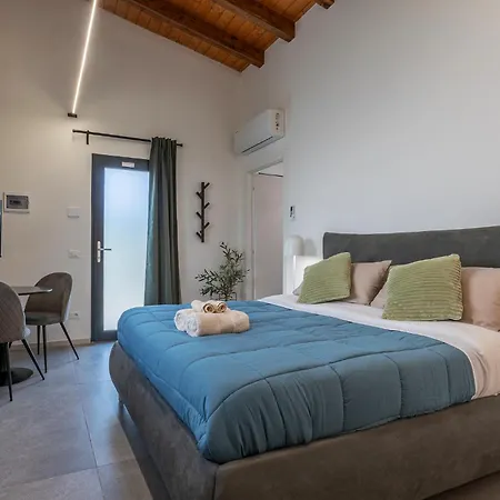 Suite Home Ferrara Casa de hóspedes
