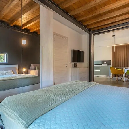 Suite Home Ferrara Casa de hóspedes