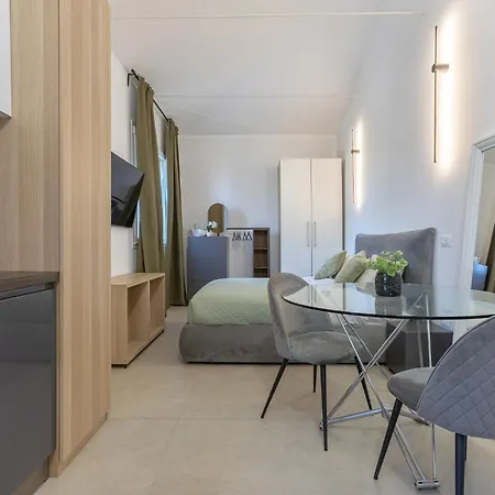 Suite Home Ferrara Casa de hóspedes 3*