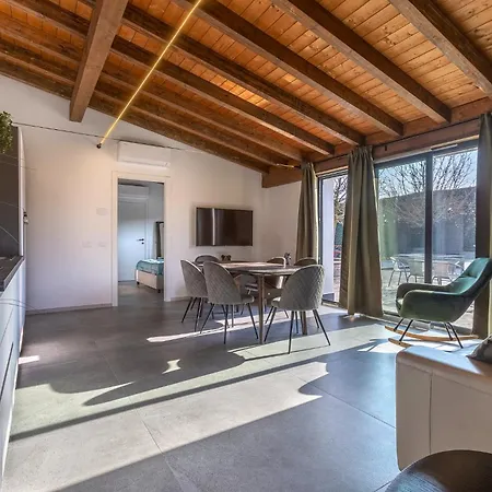 Suite Home Ferrara Casa de hóspedes