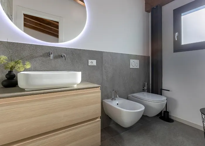Suite Home Ferrara Ferrare
