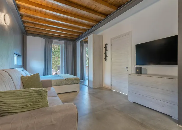 Suite Home Ferrara Vendégház