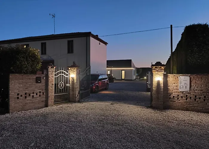 Suite Home Ferrara