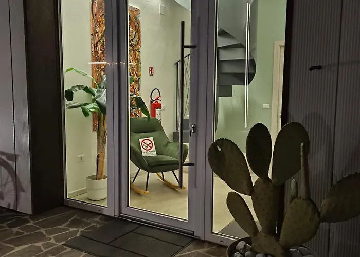 Suite Home Ferrara Vendégház *
