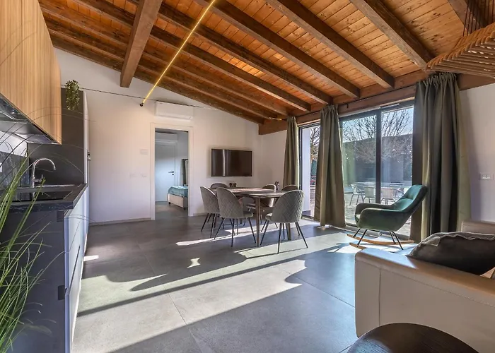 Suite Home Ferrara Maison d'hôtes